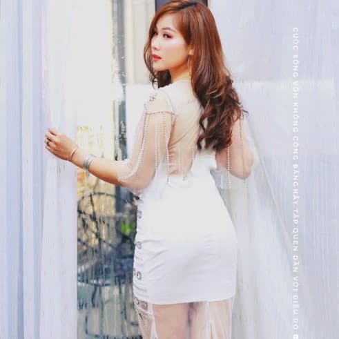 Hằng Trần Shop, CEO Hằng Trần