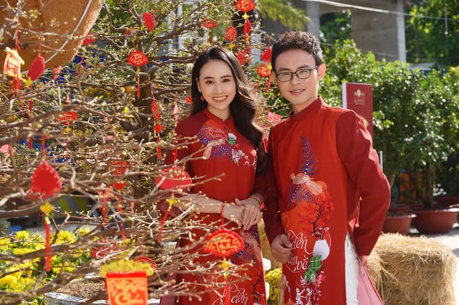 Hotgirl Hải Đan, ca sĩ Liêu Kỳ, sao việt