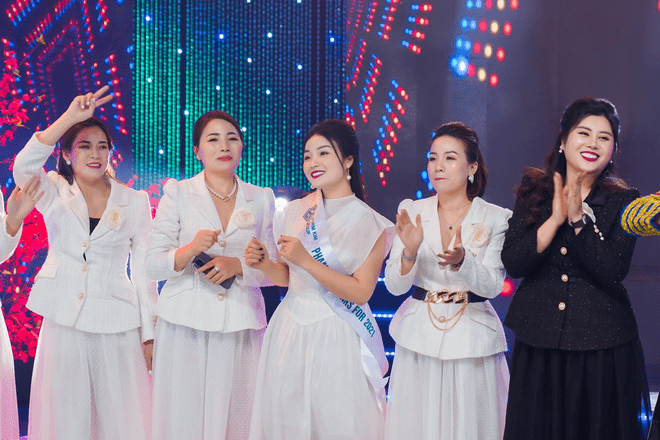 CEO Nguyễn Hiền, Dr.Lacir, Talent System