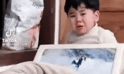 hành hung bạn gái, clip hot, clip giải trí
