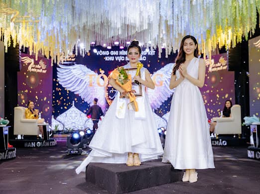 Hoàng Hà Linh, Tỏa sáng thiên thần nhí, sao việt