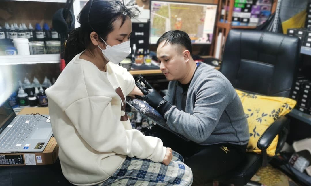 khách sạn theo giờ, MoMo, Giới trẻ