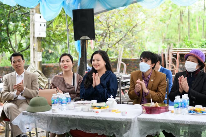 Chủ tịch Thingo Group, Nguyễn Thị Thu Trang, xây nhà tình thương cho người có công