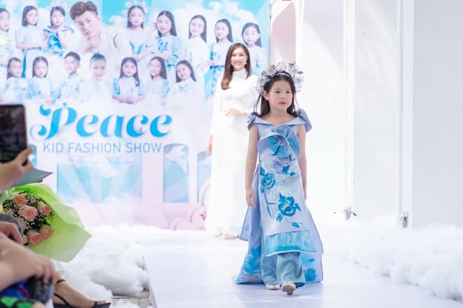 show-by-tommy-nguyen-155 (1).jpg 5 Peace Kid fashion show, Tommy Nguyễn