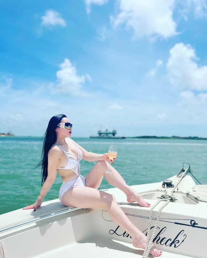 Leeann Lem Ta, Giới trẻ, Trinh Tạ