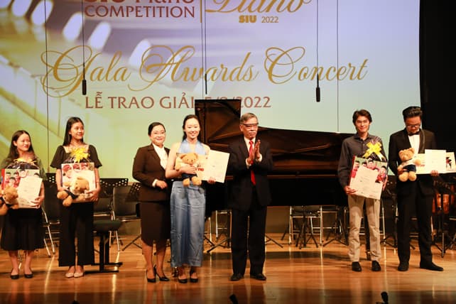 Piano SIU 2022, đàn Fazioli F278