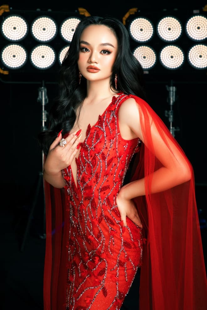 Đỗ Hoàng Kim, Võ Hoàng Yến, Miss Universe Canada 