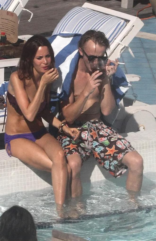 Ngôi Sao 'Harry Potter' - Tom Felton Trốn Trại Cai Nghiện, Cuộc Đời Chìm  Trong Thuốc Lá Và Rượu Sau Khi Chia Tay Bạn Gái