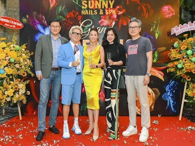 Hoa hậu xuân nguyễn, Sunny Nails & Spa
