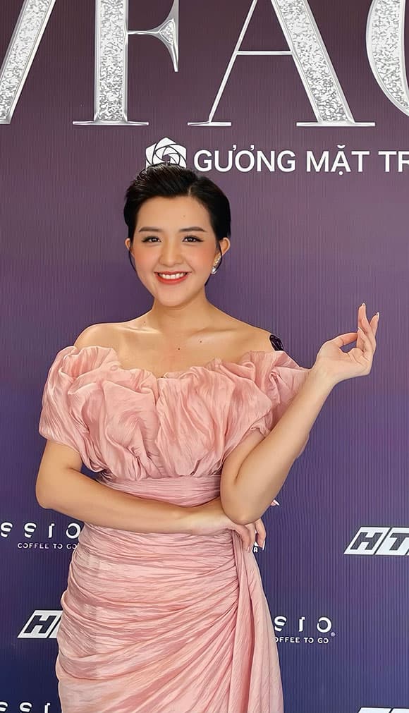 Á hậu Quản Hân, Gương mặt truyền hình 2022, The TVFACE