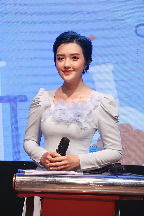 Á hậu Quản Hân, Gương mặt truyền hình 2022, The TVFACE