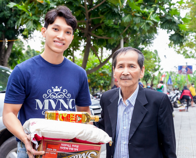 Nam vương người Việt thế giới, Á vương Hiệp Đinh