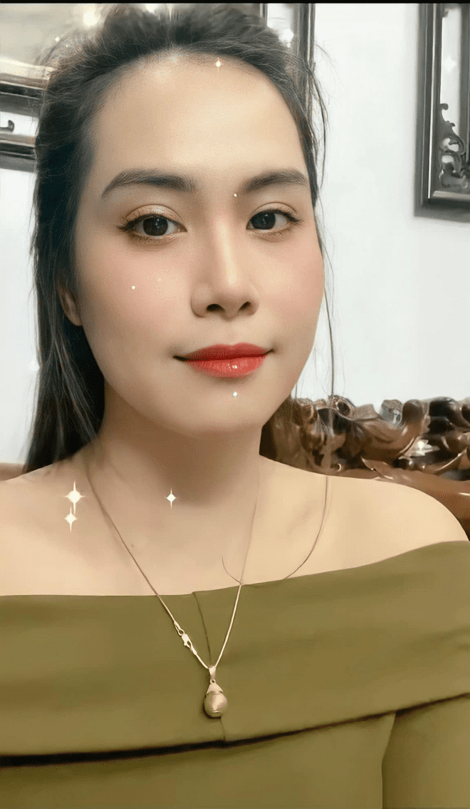 Tiktoker Thu Hương, review ẩm thực, giới trẻ