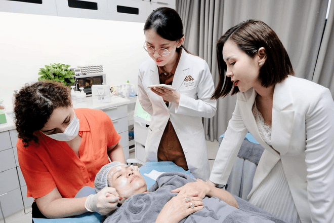 Phạm Cẩm Thúy, bác sĩ da liễu, chăm sóc và điều trị da