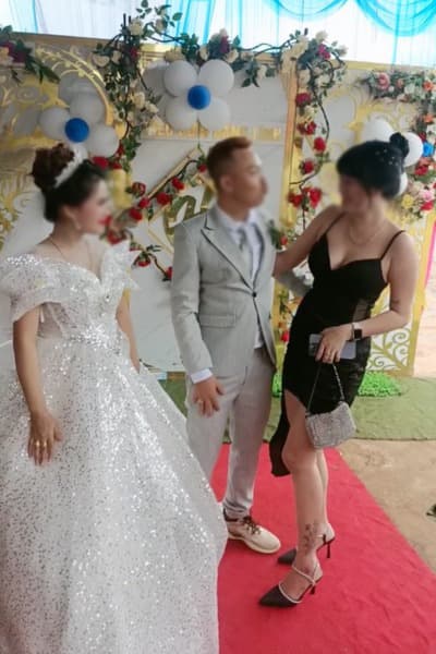 chú rể và bạn thân khác giới, chú rể ôm bạn thân, chuyện đám cưới