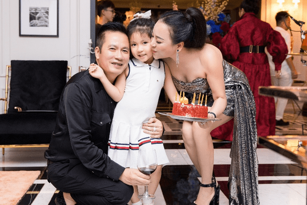 Doanh nhân Bích Nguyệt, Bích Nguyệt Group