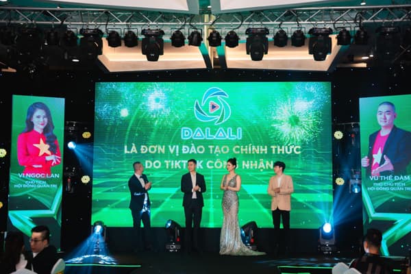 Vi Ngọc Lan, khoá học tiktok, đào tạo tiktok, cô giáo tiktok, kinh doanh tiktok, đổi đời, phụ nữ, thành công