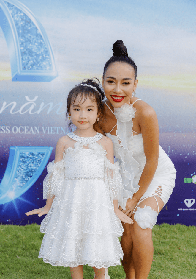 Rica Gia Tuệ, Trần Gia Tuệ, mẫu nhí