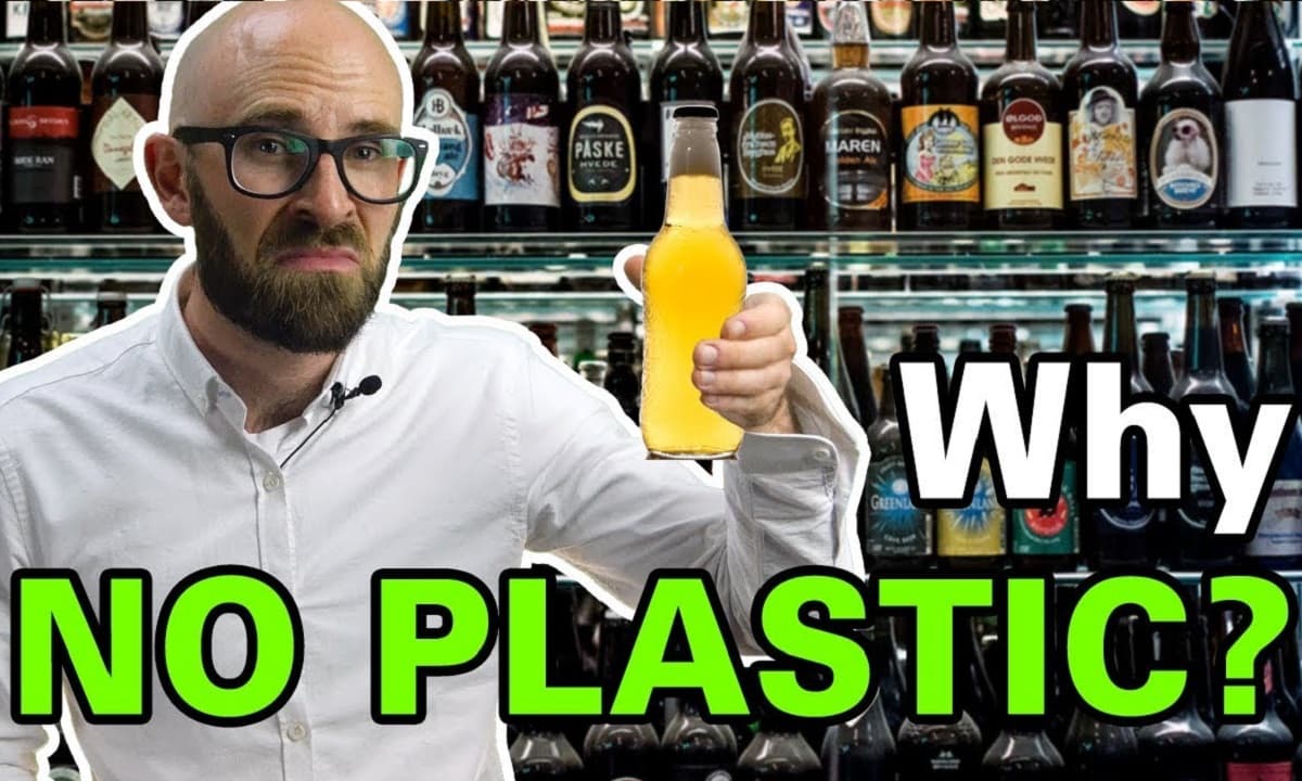 View - Tại sao bia không được đóng trong chai nhựa như nước ngọt? 