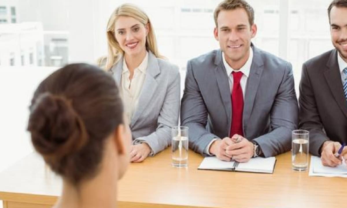 Người phỏng vấn: Khi nhân viên cũ hỏi về mức lương, bạn sẽ từ chối lịch sự như thế nào? Câu trả lời dí dỏm của sinh viên đại học đã được chấp nhận