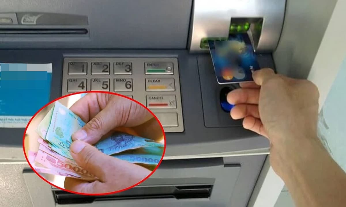 View - Khi rút tiền bằng thẻ ngân hàng, nhiều người bỏ qua bước này! Có nguy cơ bị trộm tiền, nhắc nhở người nhà sớm