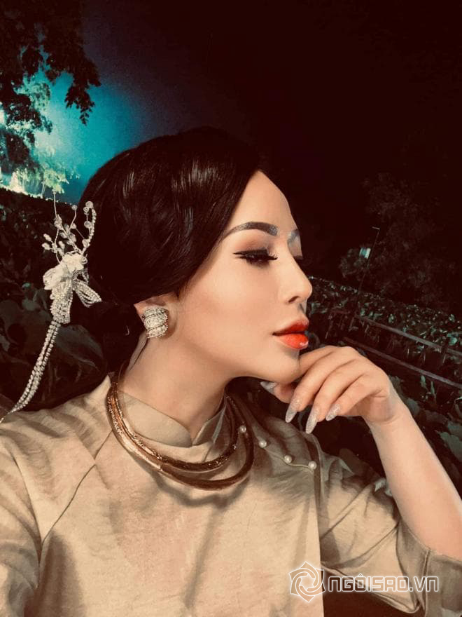 View - Siêu mẫu Huỳnh Minh Toàn gửi lời ngôn tình đến Kristine Thảo Lâm trong ngày phụ nữ Việt Nam