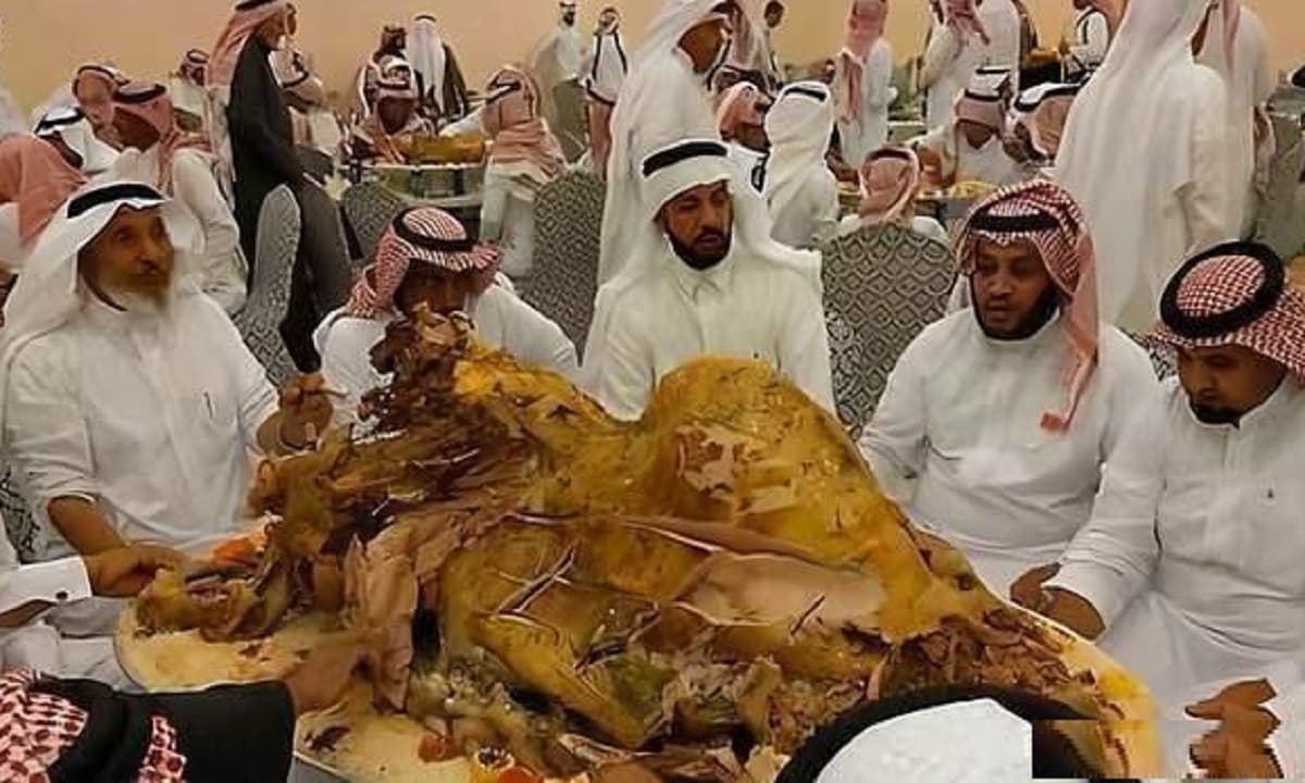 View - Người giàu ở Dubai ăn gì trong các buổi tụ tập? Tổ yến, bào ngư đều là sản phẩm cấp thấp, loại thịt này là ngon nhất