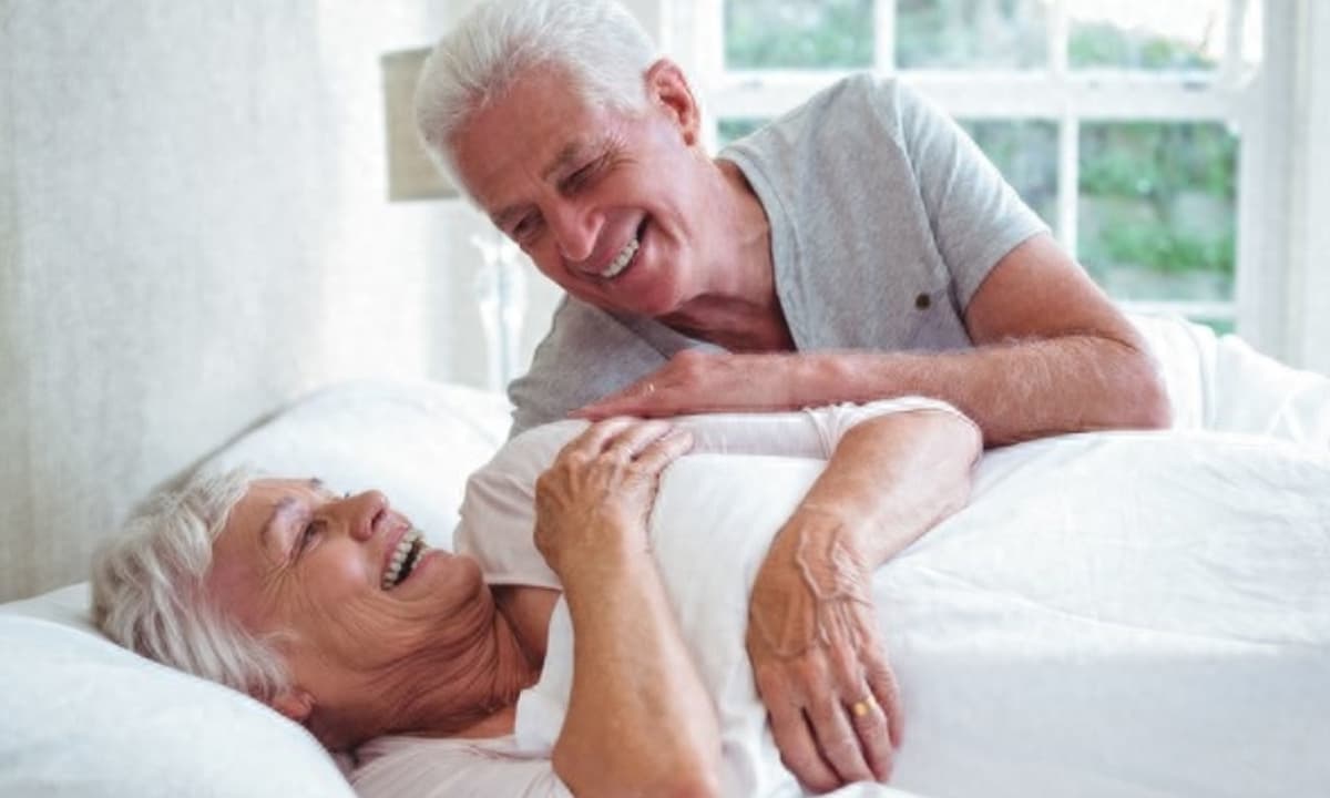 Tại sao người trung niên và người già thường ngủ riêng giường? Nhắc nhở: Ngủ riêng giường có thể gặp phải 3 “bất lợi” này
