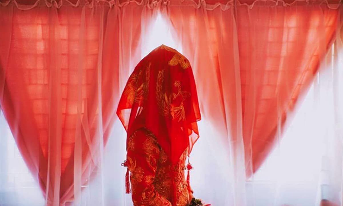 tân nương thời xưa, khăn trùm đầu đỏ, quy định trong ngày cưới thời xưa