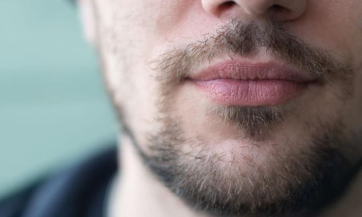 Râu mọc càng nhanh thì tuổi thọ càng ngắn? Tần suất cạo râu có ảnh hưởng đến tuổi thọ không?