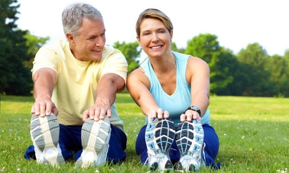 Vì sao bác sĩ lại khuyên 'tập thể dục nhiều trước tuổi 40, ít hơn sau tuổi 50 và chỉ nên tập đúng cách ở tuổi 60'?