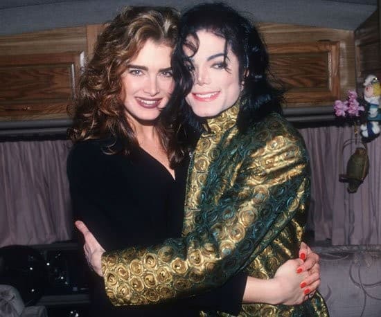 Người phụ nữ này từ chối lời cầu hôn của Michael Jackson nhiều lần, chuyện  tình của họ có thể viết đầy một cuốn sách