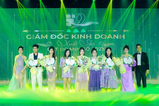 Dấu Ấn Hoàng Kim, Đan Trường, Trung Quang, và Isaac