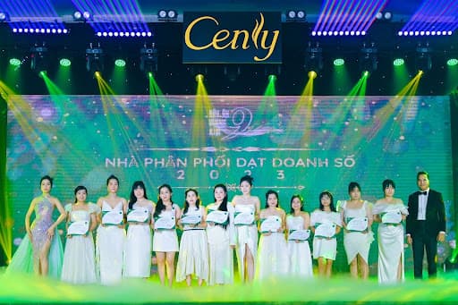 Dấu Ấn Hoàng Kim, Đan Trường, Trung Quang, và Isaac