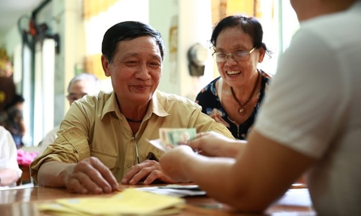 Tin vui: Từ nay đến 1/7/2025, đối tượng này nghỉ hưu trước tuổi có thể được nhận trợ cấp lên đến 60 tháng lương