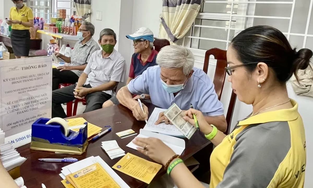 Ai sẽ được ngân sách Nhà nước đóng bảo hiểm y tế và trợ cấp mỗi tháng 500.000 đồng từ 1/7/2025?