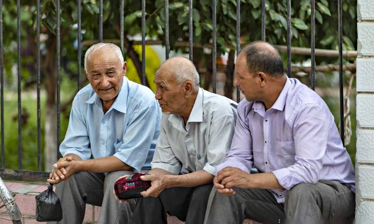 Nghỉ hưu an nhàn: Đừng quá hào phóng với 4 khoản chi tiêu này, càng tiêu càng khổ, đến khi bệnh tật hành hạ cũng chẳng tiết kiệm được đồng nào