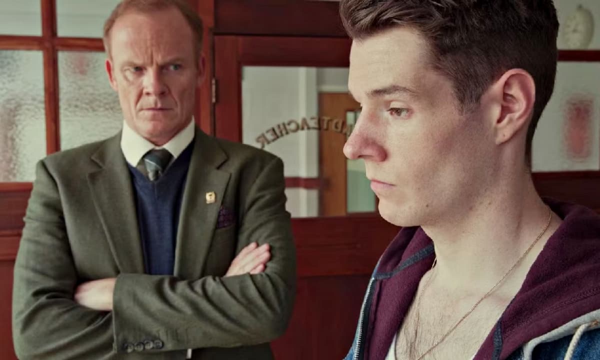 Xem phim Sex Education, tôi bất chợt nhận ra chính mình là người vô tình biến con thành kẻ luôn sợ hãi thể hiện cảm xúc