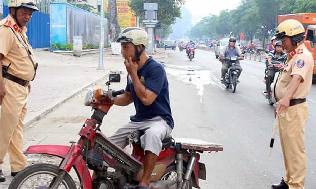 Xe máy quá niên hạn sử dụng vẫn tham gia giao thông sẽ bị tịch thu, đúng không?