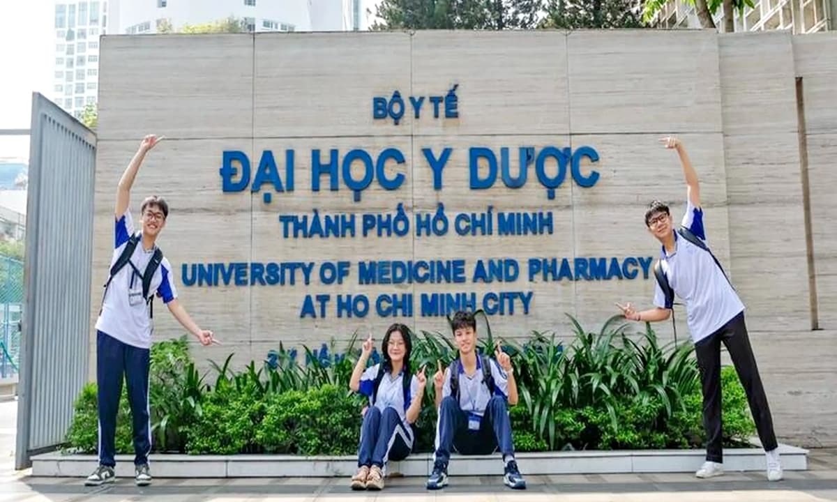 Trường đại học nào lâu đời nhất miền Nam?