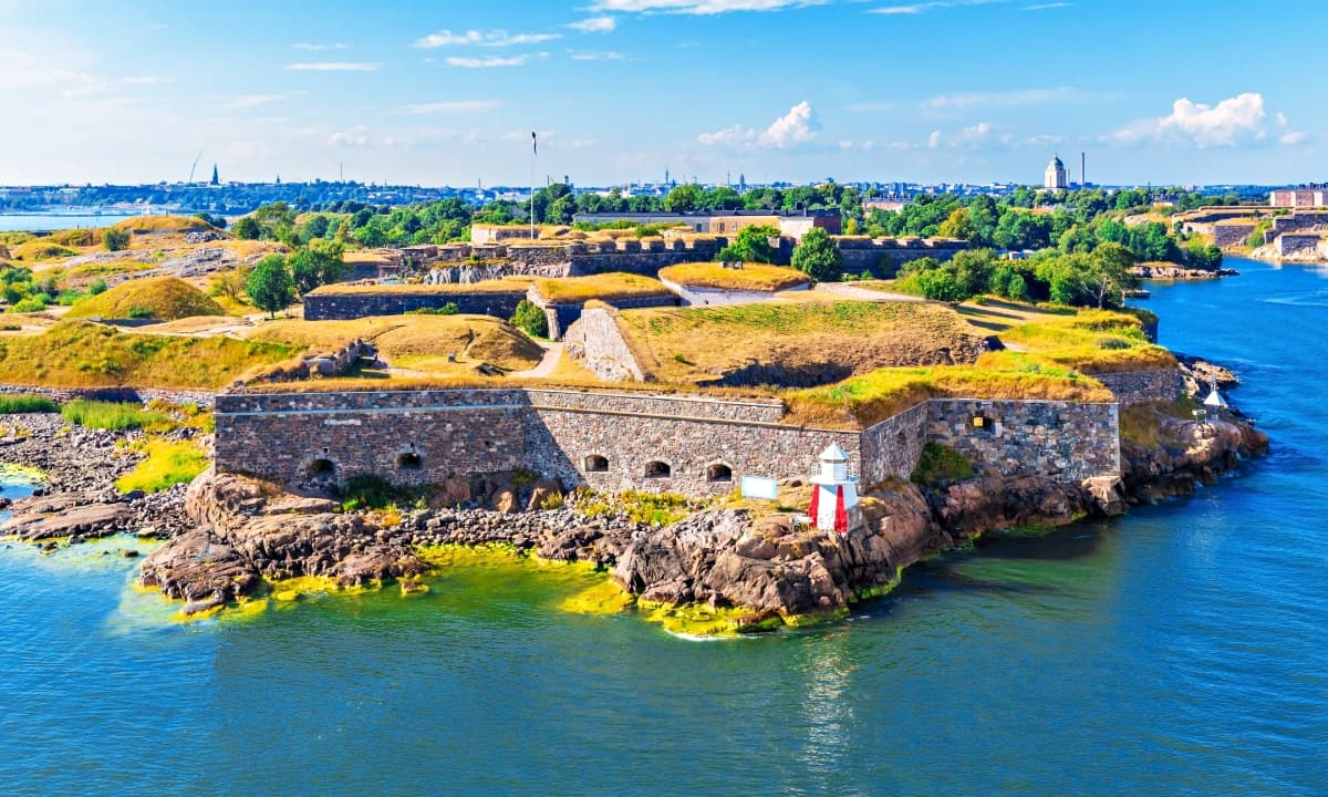 Pháo đài trên biển lớn nhất thế giới nằm ở đâu mà hút khách đến vậy?