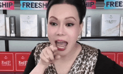 Việt Hương phản pháo cực căng khi bị khán giả chê bai ngoại hình và sản phẩm