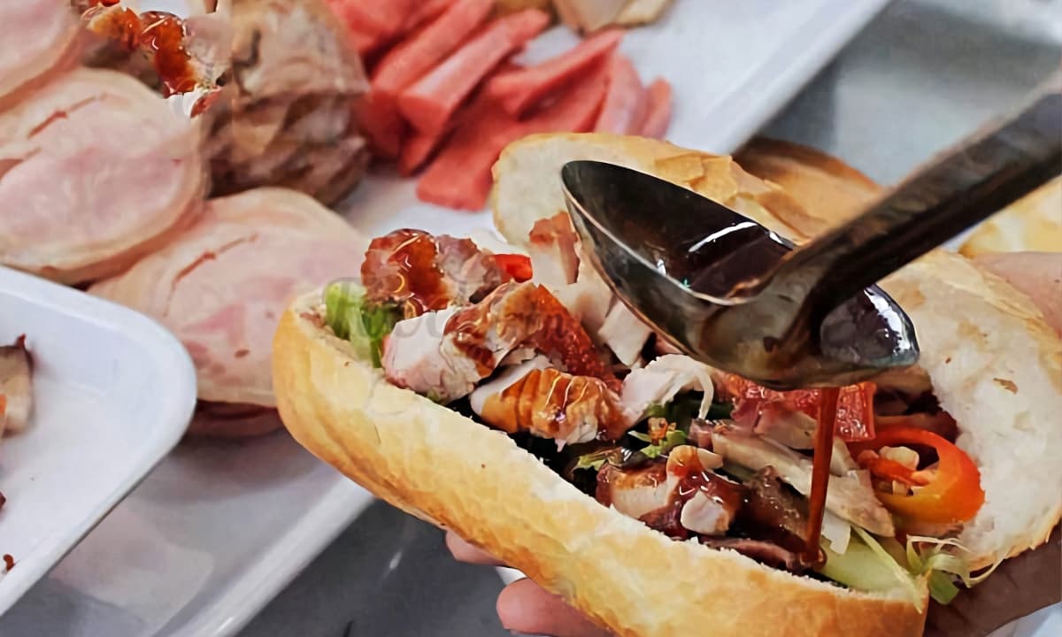 Không phải phở, đây mới là món ăn lọt top ngon nhất thế giới, giá chỉ từ 15.000-25.000 đồng/phần