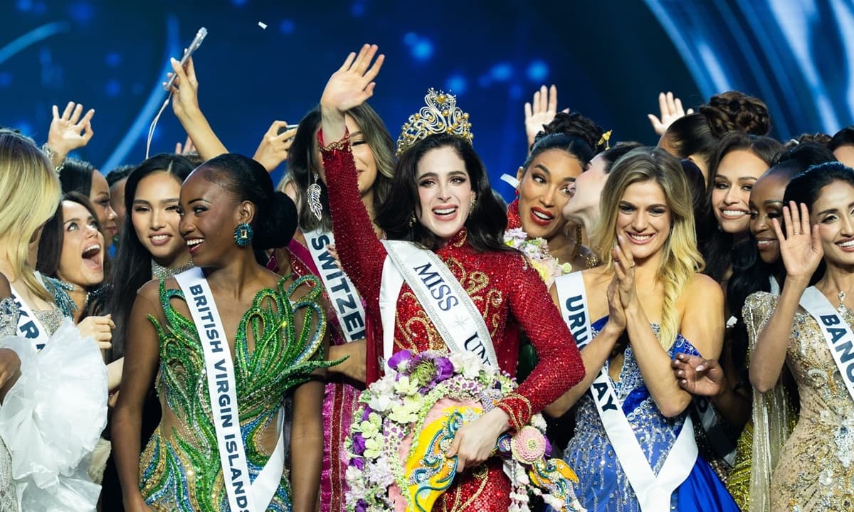 Chung kết Miss Universe 2025: Người đẹp bị ông Nawat mắng chính thức đăng quang, Hương Giang trượt Top 30