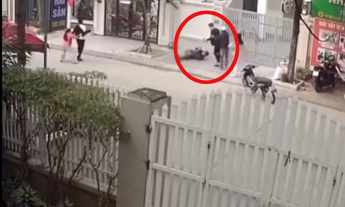 Công an Hà Nội bắt giữ nghi phạm trong vụ người đàn ông bị đâm xe và hành hung dã man giữa phố