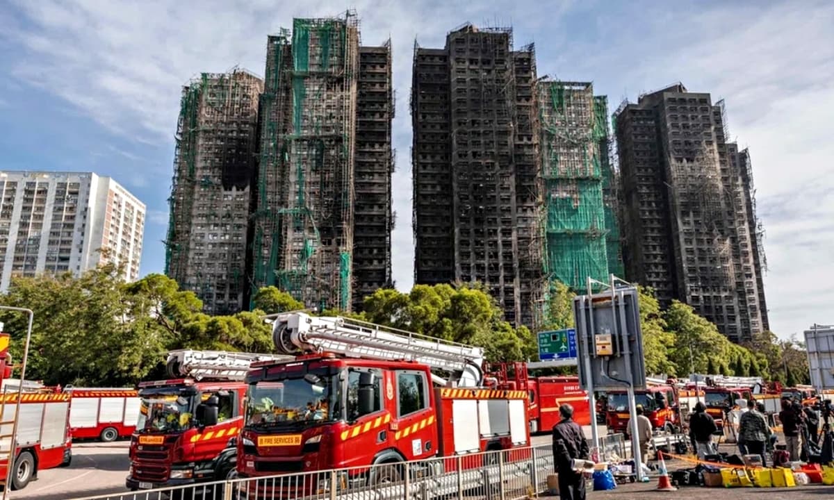 Tiếp tục bắt giữ thêm 8 đối tượng trong vụ cháy chung cư ở Hong Kong khiến hàng trăm người tử vong 