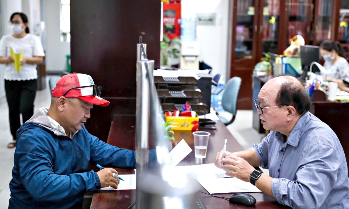 8 nhóm thu nhập vào tài khoản cá nhân phải kê khai, nộp thuế TNCN, không phải ai cũng biết