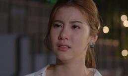 Cứ tưởng qua mặt được vợ để ngoại tình, đang ôm hôn bồ thì tôi thót tim thấy vợ ôm con ngã vật trước đầu xe