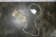 Điện thoại phát nổ lúc đang sạc pin, thanh niên tử vong trên giường ngủ