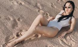 Cựu thành viên 'Mây Trắng' - Thu Ngọc nóng bỏng khi diện bikini một mảnh ở Phú Quốc